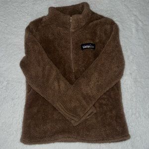 Patagonia brown fuzzy quarter zip